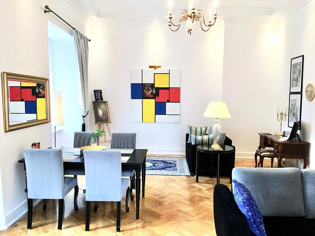 Luxury Suites & Apartments Mondrian Market Square II Warschau Exterior foto