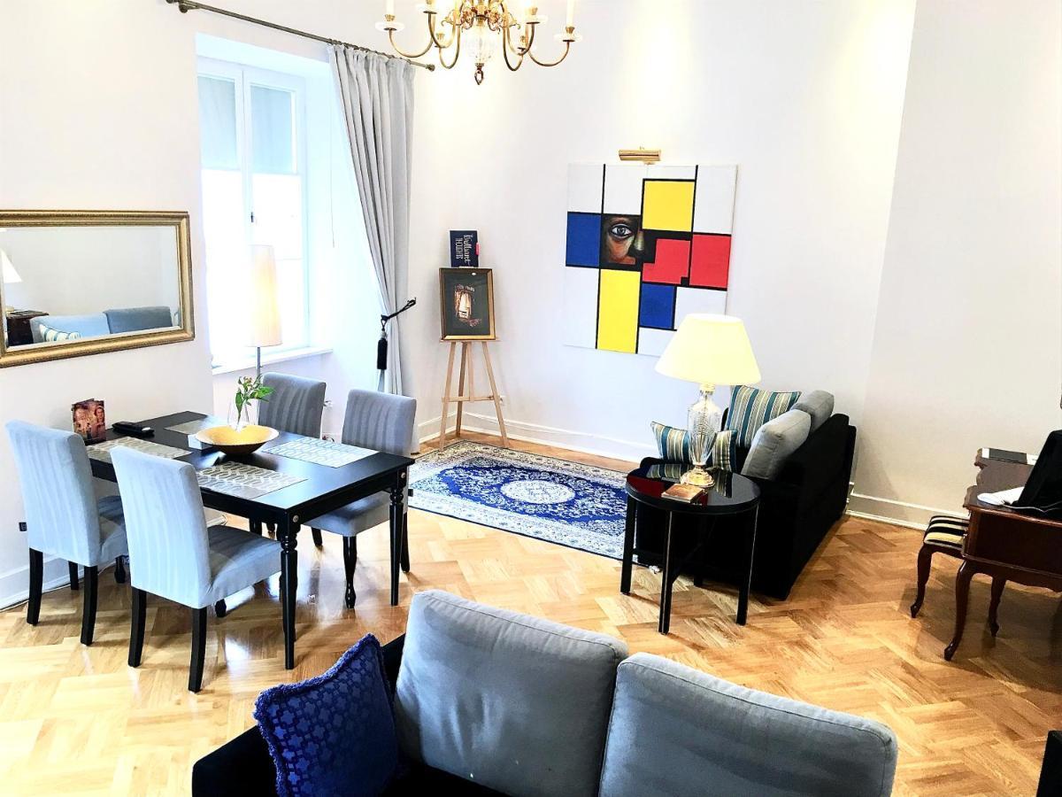 Luxury Suites & Apartments Mondrian Market Square II Warschau Exterior foto