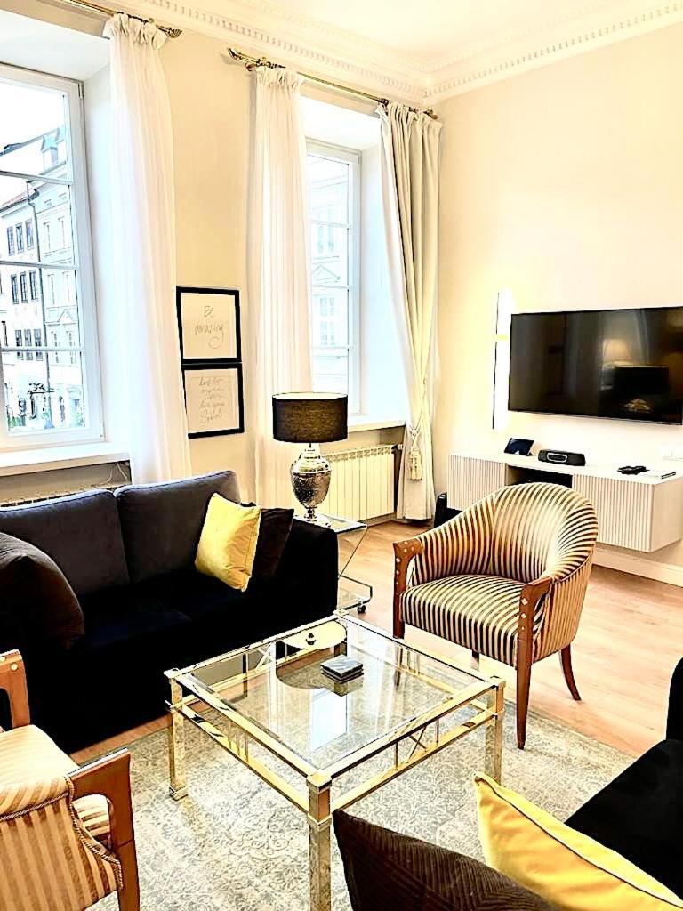 Luxury Suites & Apartments Mondrian Market Square II Warschau Zimmer foto